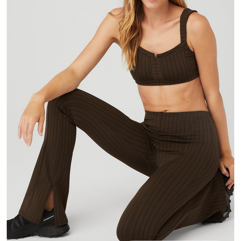 ALO Yoga Brown Ribbed Bra and Pant Set - Picture 2 of 3